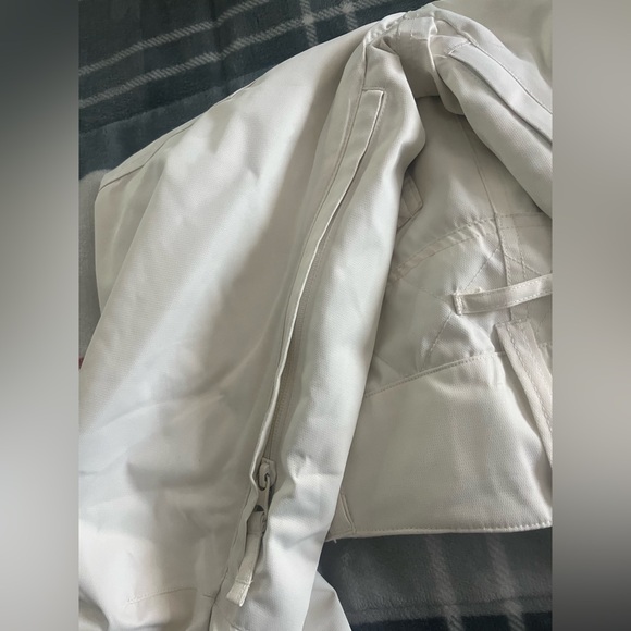 Roxy Cream White Snow Pants🤍❄️ - Picture 4 of 12